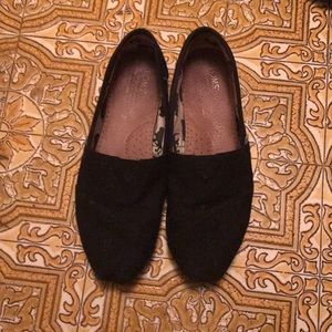 Slip on TOMS